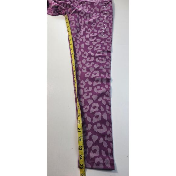 Ryderwear size XS (?) INSTINCT Scrunch Bum Leggings form fitting purple EUC - Picture 8 of 10
